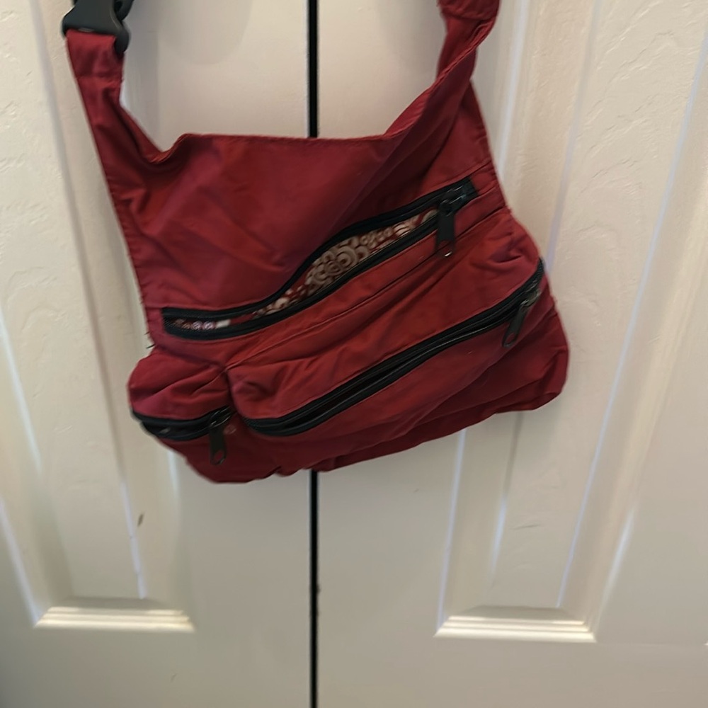 Waist bag with 3 pockets